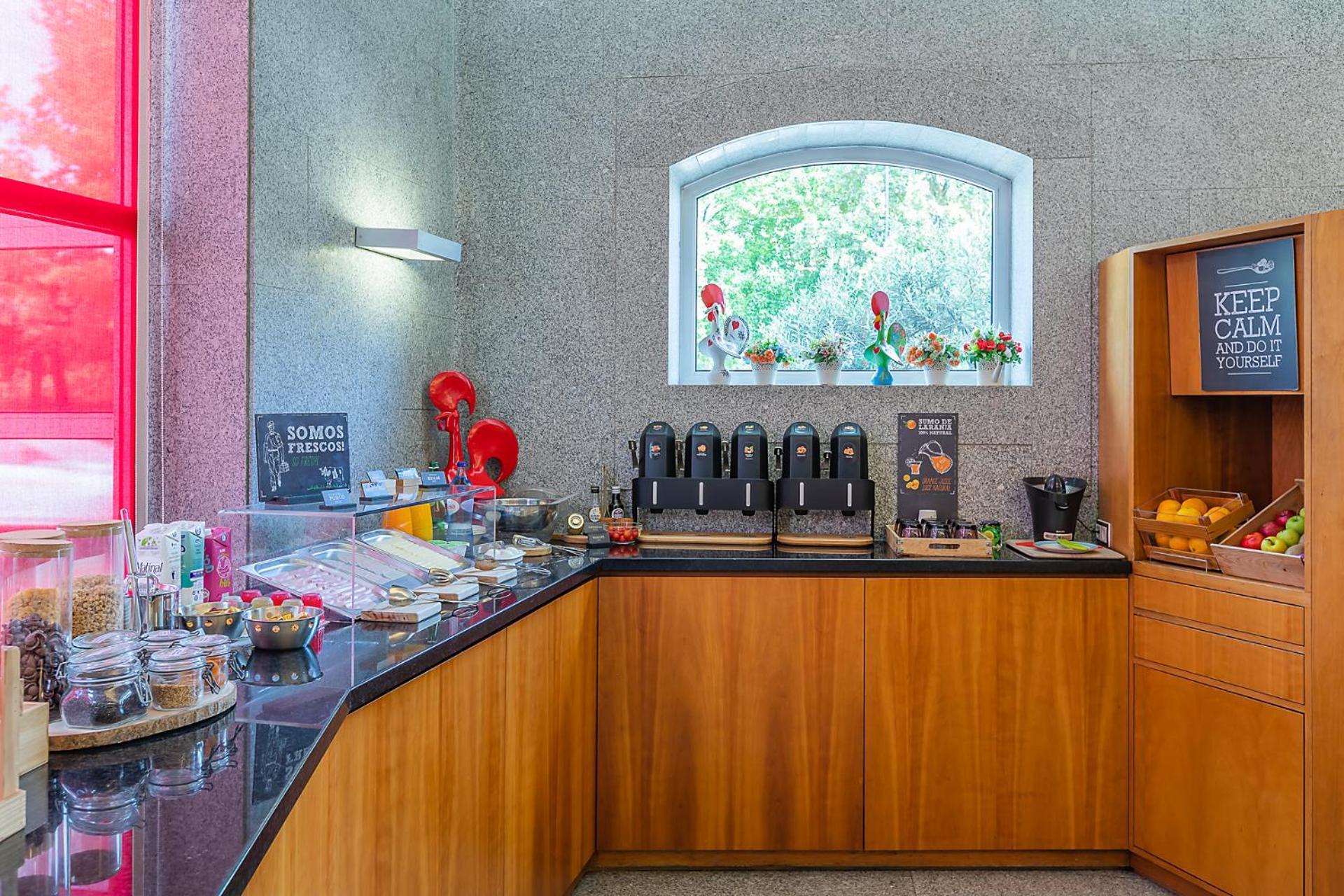 Hotel Ibis Γκιμαράες Εξωτερικό φωτογραφία