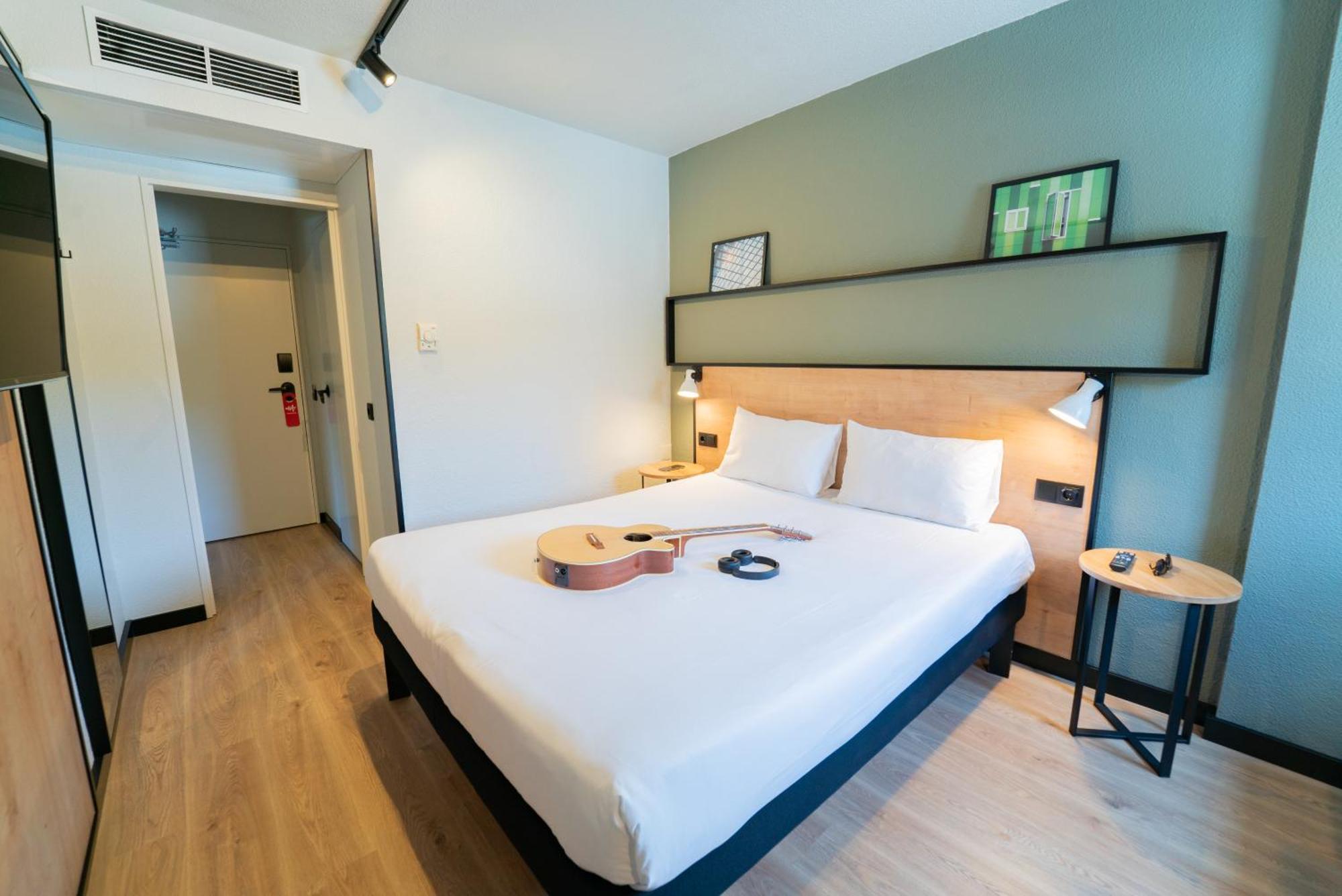 Hotel Ibis Γκιμαράες Εξωτερικό φωτογραφία