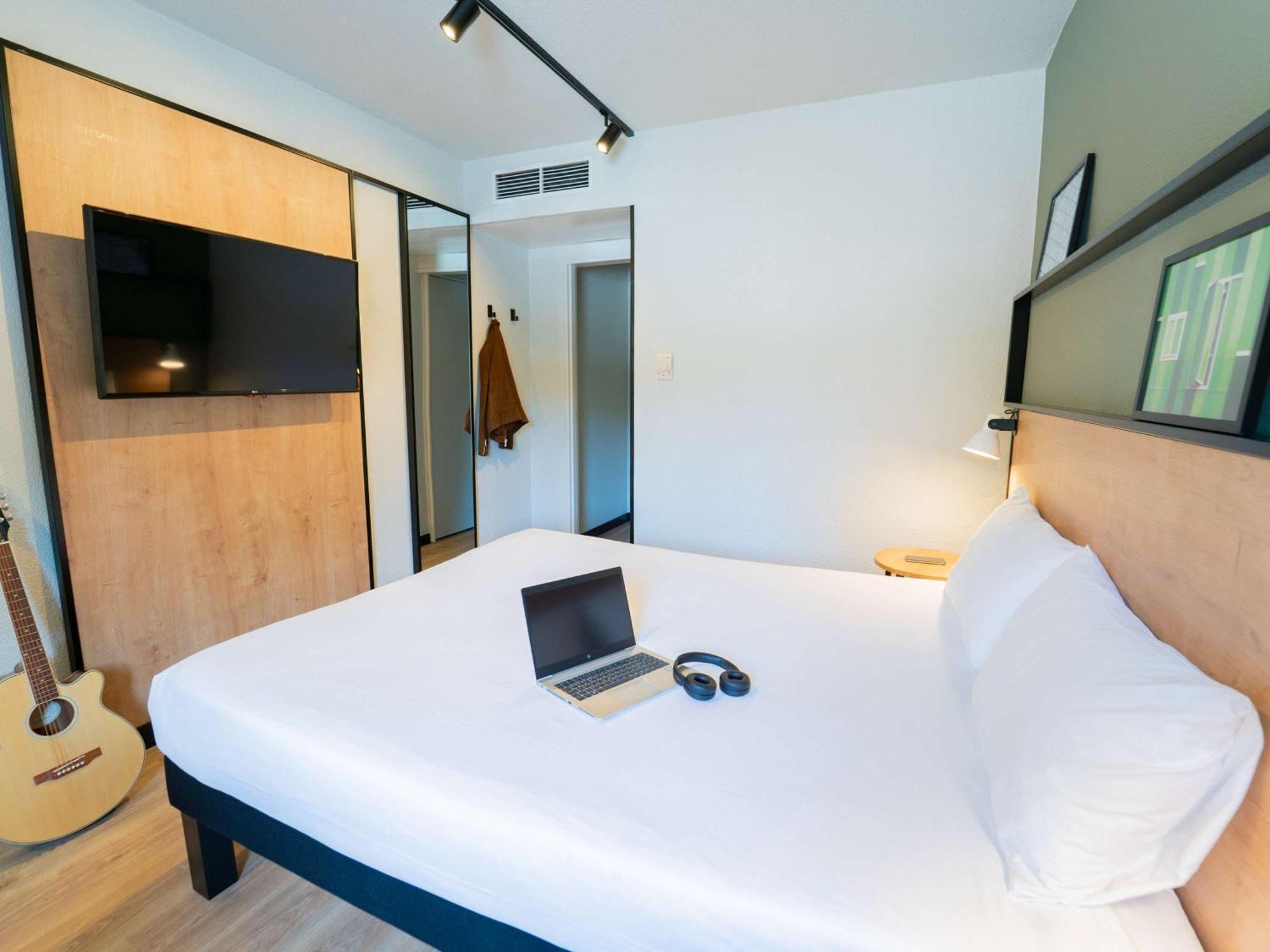 Hotel Ibis Γκιμαράες Εξωτερικό φωτογραφία