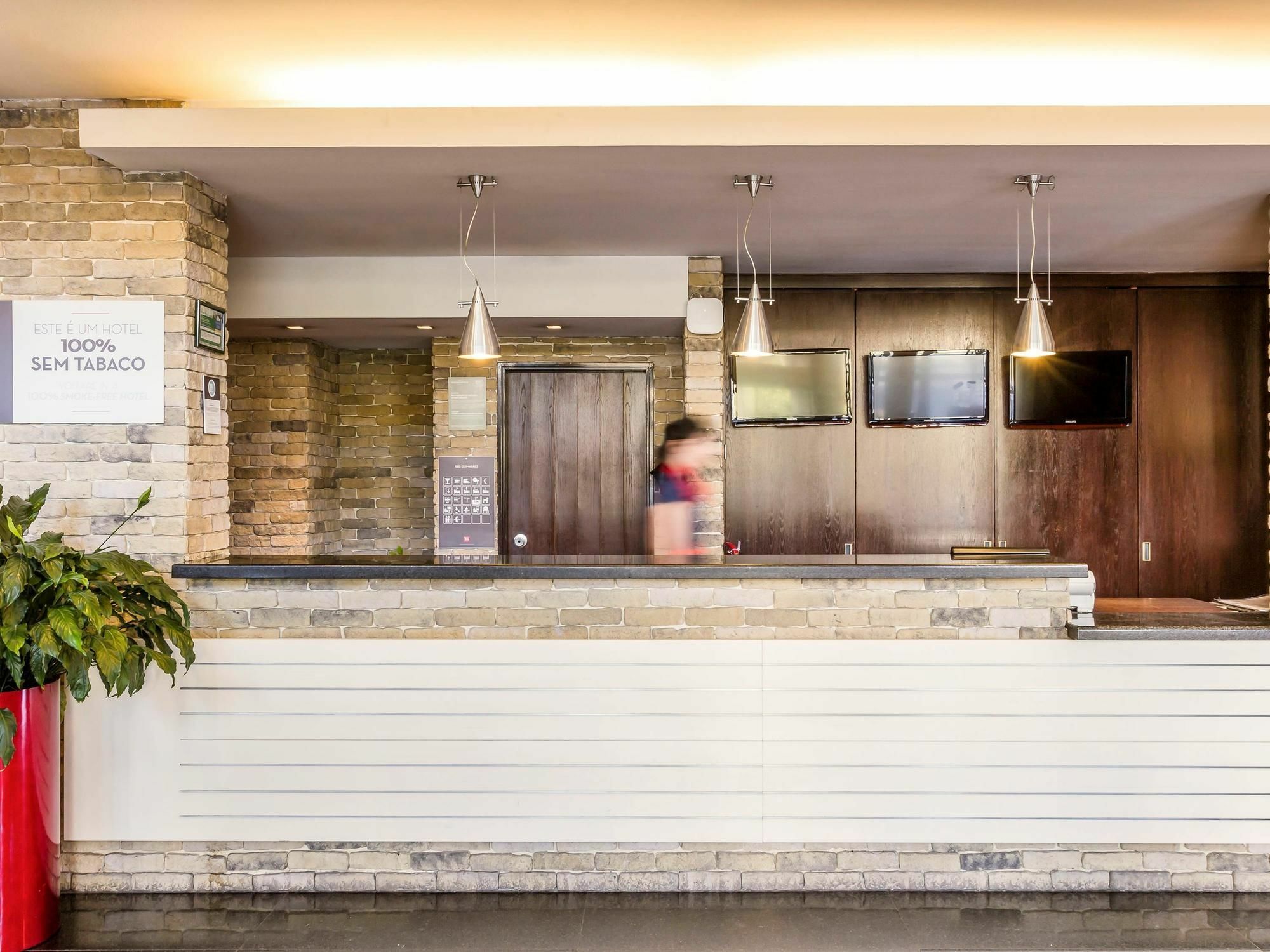 Hotel Ibis Γκιμαράες Εξωτερικό φωτογραφία